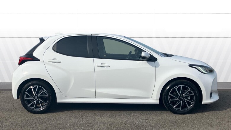 Toyota Yaris 1.5 Hybrid Design 5dr CVT Hybrid Hatchback